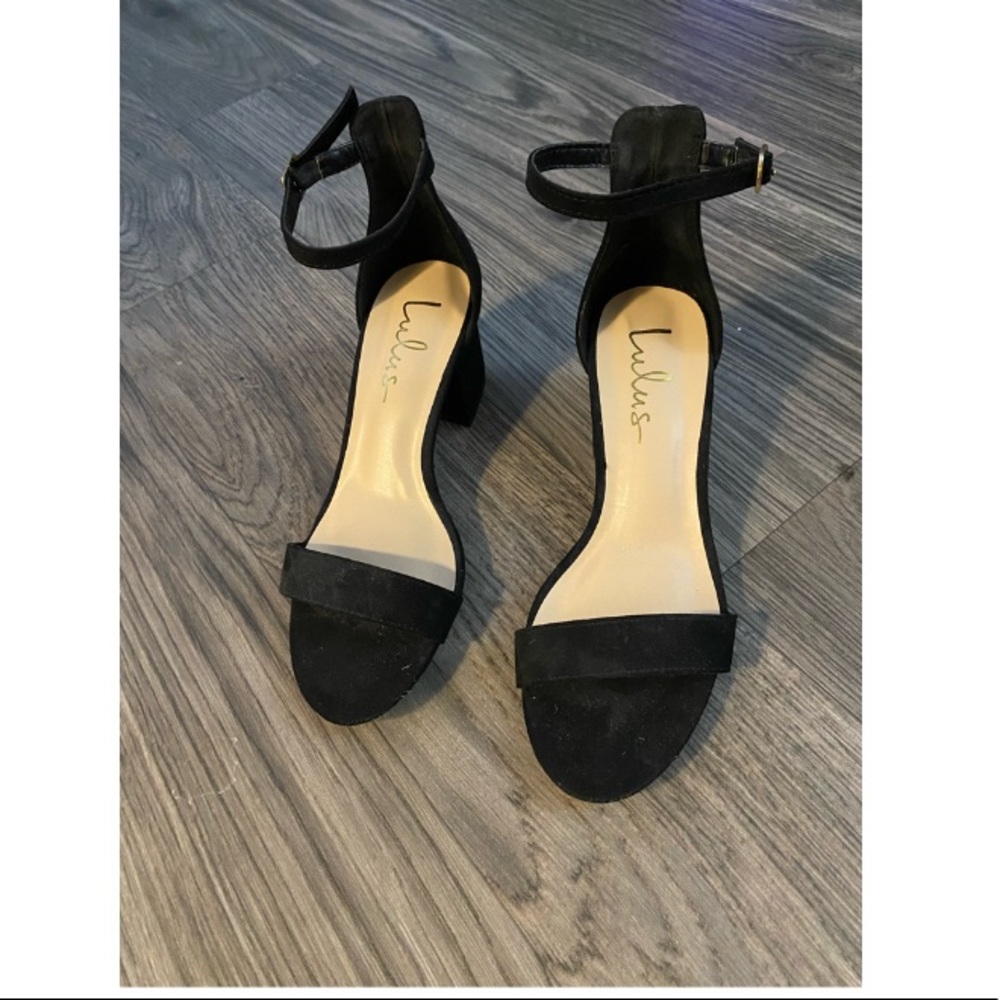 Black suede lulus 2.5” heel - size 7 - open toe - buckle fastener